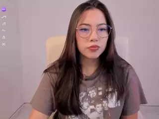 Bubble-gum's Live Sex Cam Show