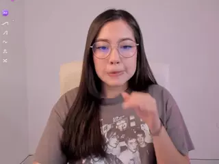 Bubble-gum's Live Sex Cam Show