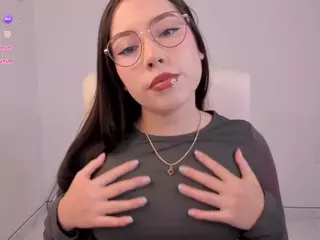Bubble-gum's Live Sex Cam Show