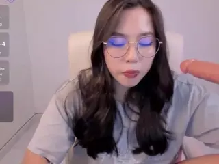Bubble-gum's Live Sex Cam Show