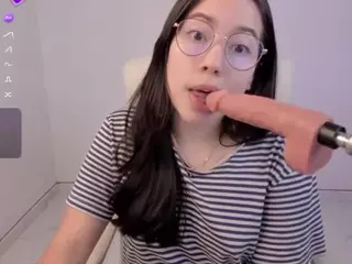 Bubble-gum's Live Sex Cam Show