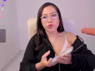 Bubble-gum's Live Sex Cam Show
