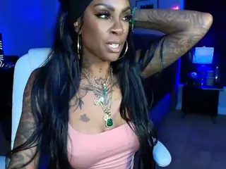 TattedQueen's Live Sex Cam Show