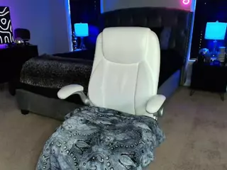 TattedQueen's Live Sex Cam Show