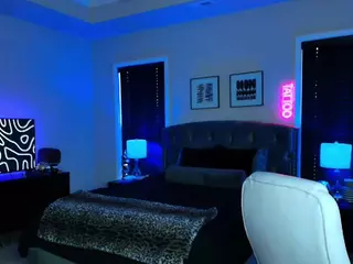 TattedQueen's Live Sex Cam Show