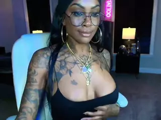 TattedQueen's Live Sex Cam Show