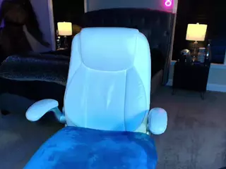 TattedQueen's Live Sex Cam Show