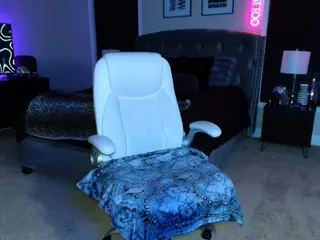 TattedQueen's Live Sex Cam Show