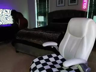 TattedQueen's Live Sex Cam Show