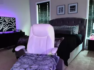 TattedQueen's Live Sex Cam Show