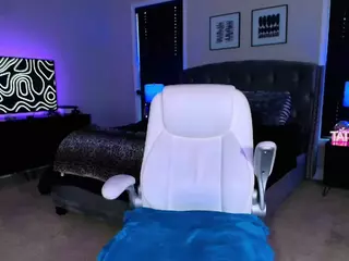 TattedQueen's Live Sex Cam Show