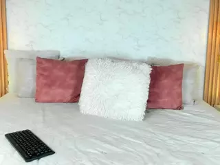 samantha-garciaa's Live Sex Cam Show