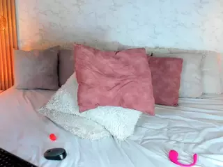 samantha-garciaa's Live Sex Cam Show