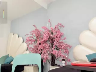 Maya-Graham's Live Sex Cam Show