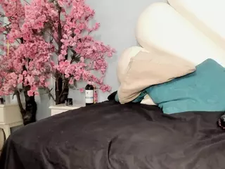Maya-Graham's Live Sex Cam Show