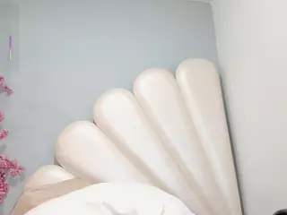 Maya-Graham's Live Sex Cam Show