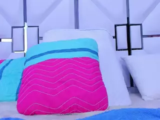 RileySweet's Live Sex Cam Show