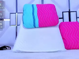 RileySweet's Live Sex Cam Show
