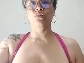 milfcamila's Live Sex Cam Show