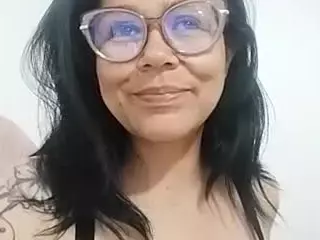 milfcamila's Live Sex Cam Show