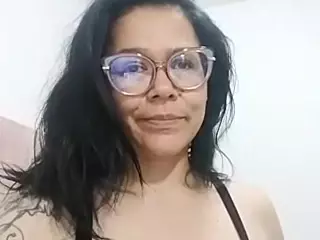 milfcamila's Live Sex Cam Show