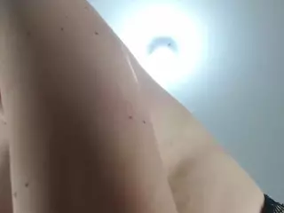 milfcamila's Live Sex Cam Show