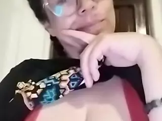 milfcamila's Live Sex Cam Show