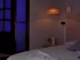 Nayahh's Live Sex Cam Show