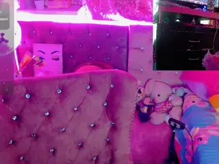 martinamilff's Live Sex Cam Show