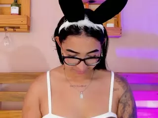 aly-texas's Live Sex Cam Show