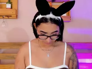 aly-texas's Live Sex Cam Show