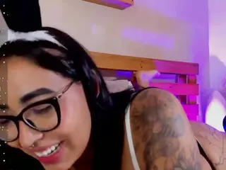 aly-texas's Live Sex Cam Show