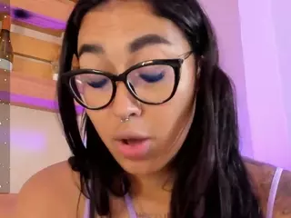 aly-texas's Live Sex Cam Show