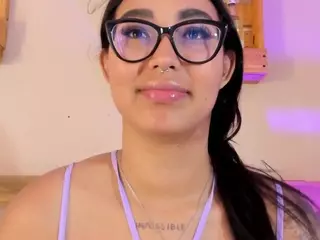 aly-texas's Live Sex Cam Show