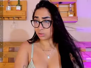 aly-texas's Live Sex Cam Show
