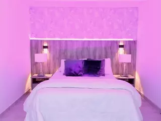 Antonella-Grayy's Live Sex Cam Show