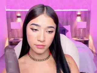 Antonella-Grayy's Live Sex Cam Show