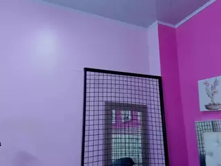 EmilyBelton's Live Sex Cam Show