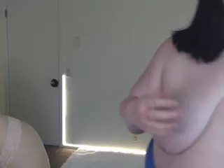 TawneyDarling's Live Sex Cam Show