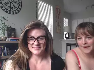 TawneyDarling's Live Sex Cam Show