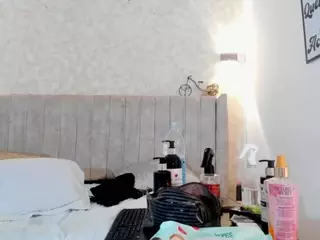 Mia's Live Sex Cam Show