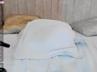 Mia's Live Sex Cam Show