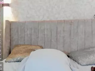 Mia's Live Sex Cam Show