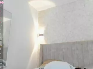 Mia's Live Sex Cam Show
