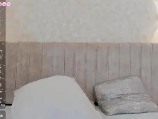 Mia's Live Sex Cam Show