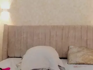 Mia's Live Sex Cam Show