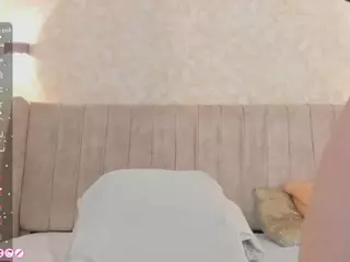 Mia's Live Sex Cam Show