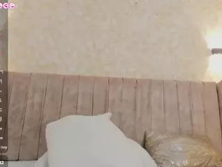 Mia's Live Sex Cam Show