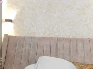 Mia's Live Sex Cam Show