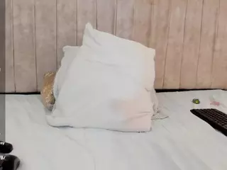 Mia's Live Sex Cam Show